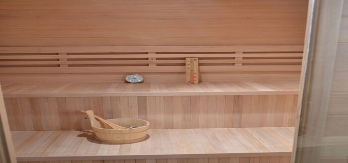 Burning calories in different saunas